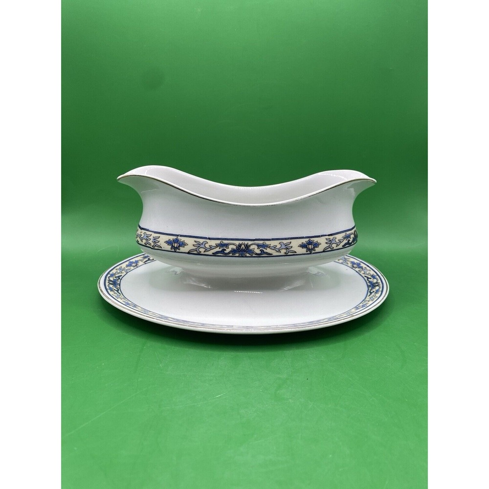 Vtg Alfred Meakin England Gravy Boat W/Underplate Blue Ivory Floral